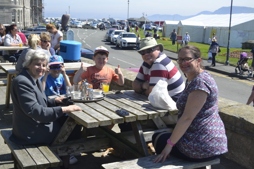 Jean with daughter Helen and family on holiday in Anglesey 2016